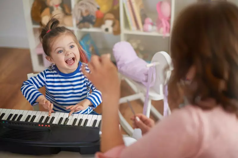 Música no desenvolvimento infantil: 5 benefícios para o cérebro do bebê