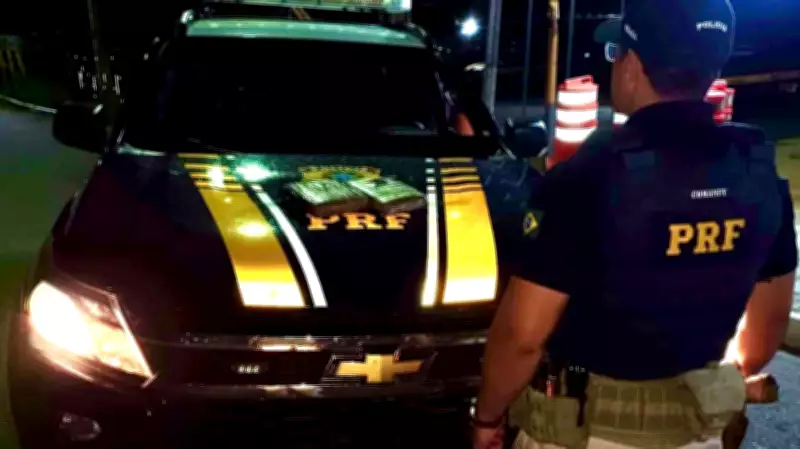 Mulher é detida com 2 quilos de supermaconha em Serra Talhada após fiscalização da PRF