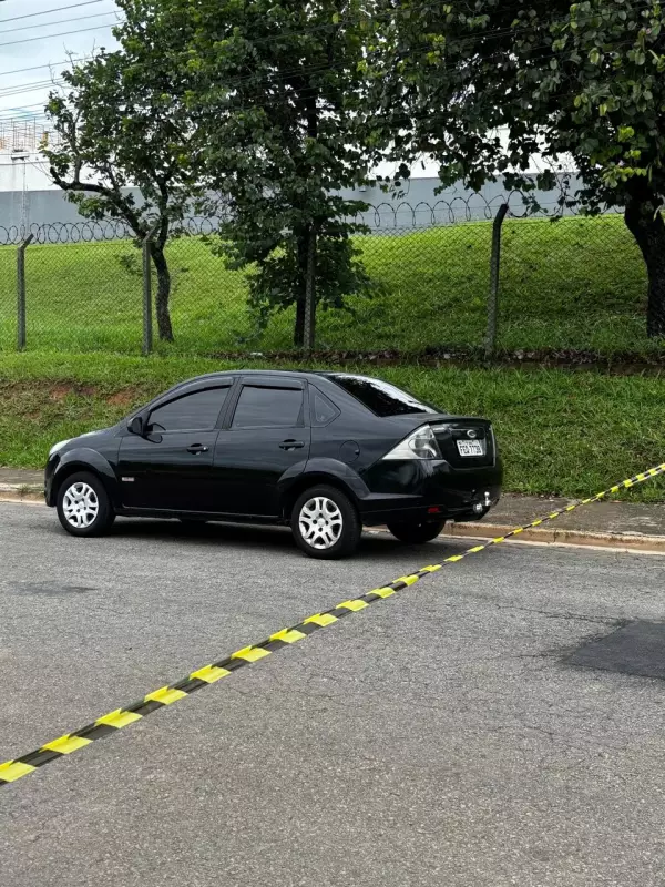 Mulher fica paraplégica após levar 3 tiros de ex-marido na frente da filha em Limeira