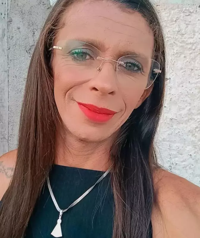 Mulher trans é assassinada a tiros em bar de Grossos, no RN