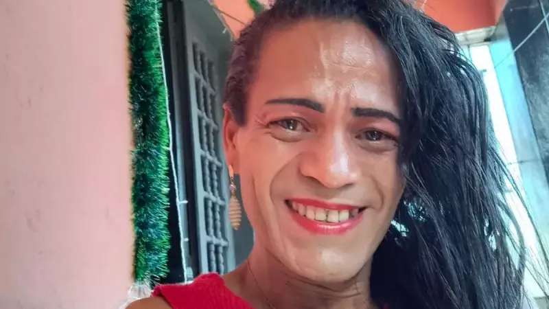 Mulher trans de 50 anos é assassinada a facadas em Porto Calvo, Alagoas