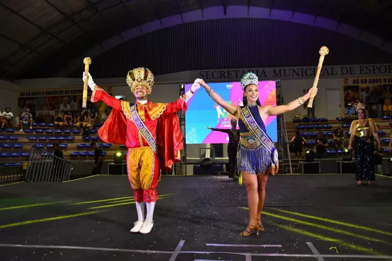Natal elege Rei Momo e Rainha do Carnaval 2026 em evento no Palácio dos Esportes