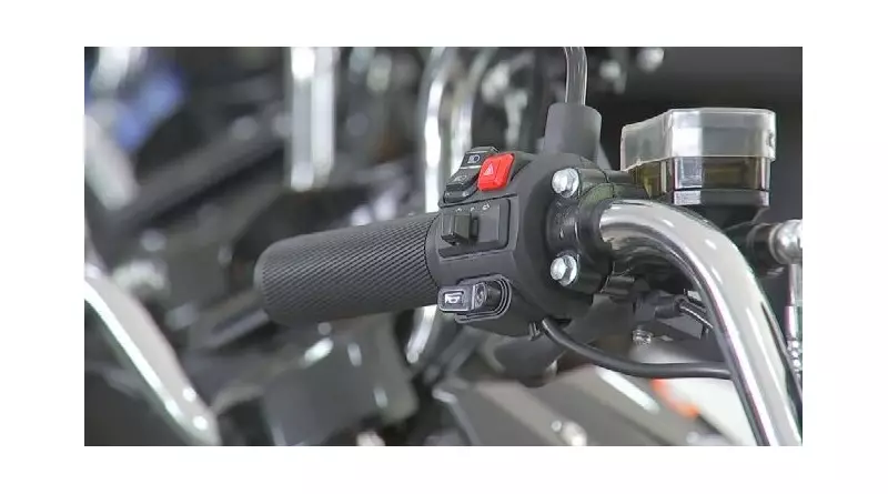 Novas regras para ciclomotores entram em vigor em todo o Brasil com multas severas