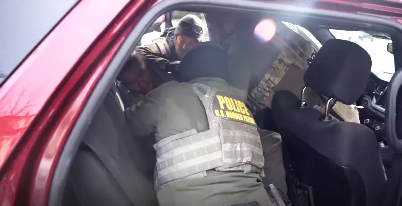 Novo vídeo mostra truculência do ICE em Minneapolis após morte de mulher