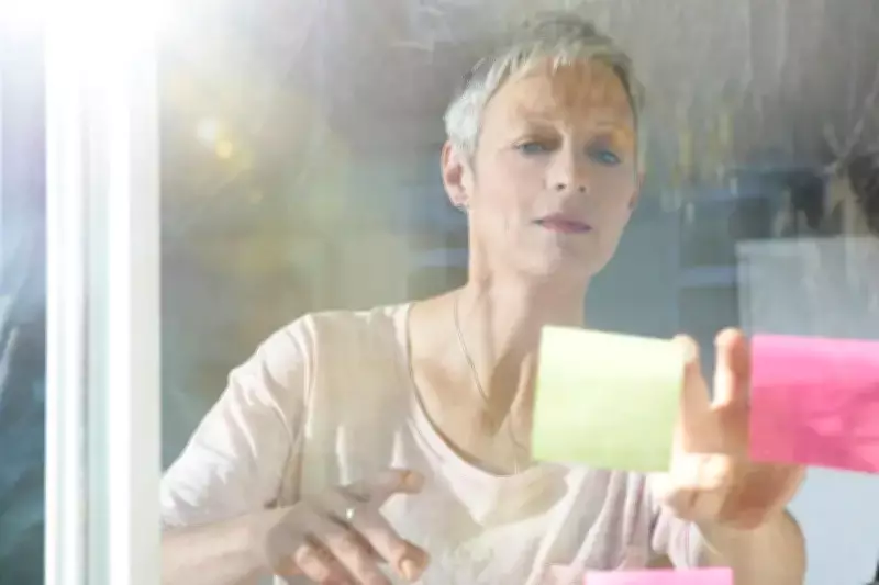 Névoa mental na menopausa: mulheres compartilham estratégias e enfrentam estigma