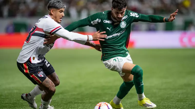 Palmeiras vence São Paulo por 3 a 1 e assume liderança provisória do Paulista