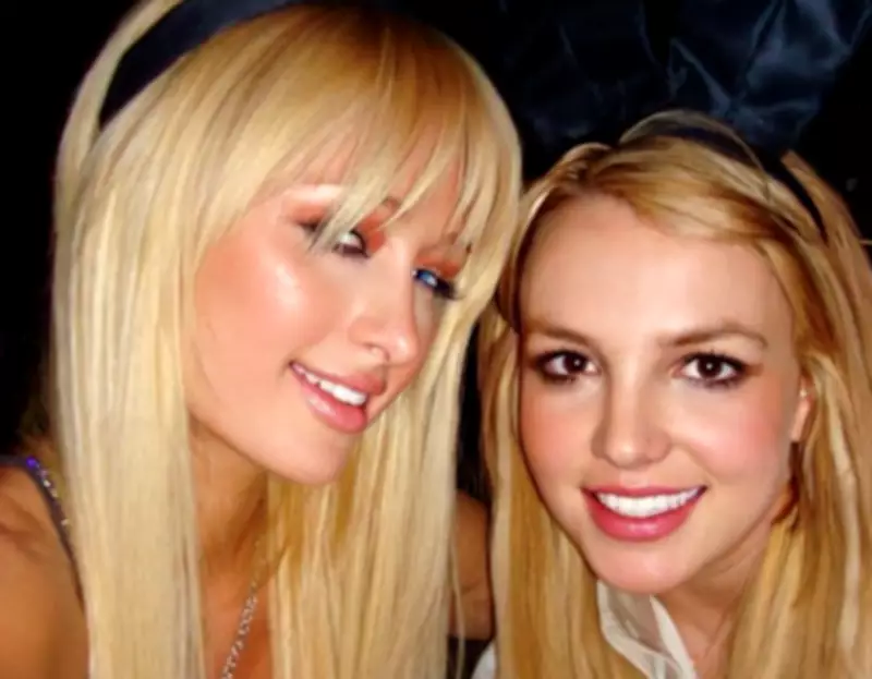 Paris Hilton fala sobre situação de Britney Spears após afastamento dos palcos