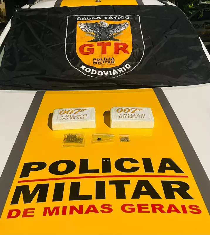 Passageiro de ônibus é preso com drogas na BR-135 em Montes Claros durante operação policial