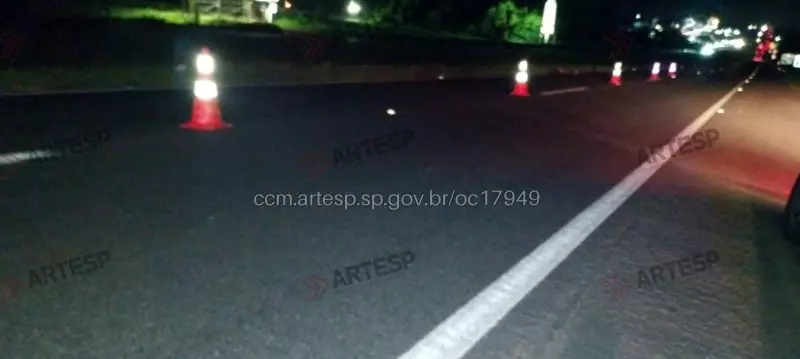 Pedestre morre atropelado por carreta na Rodovia Anhanguera em Pirassununga