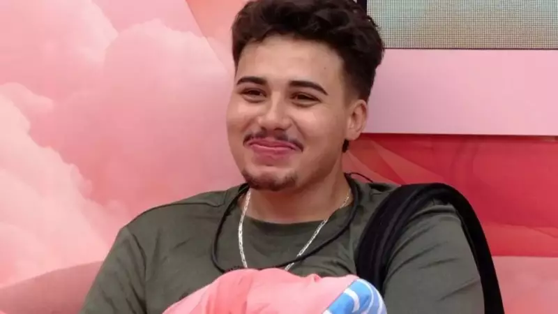 Pedro Henrique deixa BBB 26 após acusação de assédio e polêmicas