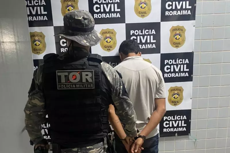 Policiais apreendem 1,2 kg de skunk escondido em moto durante abordagem em Boa Vista