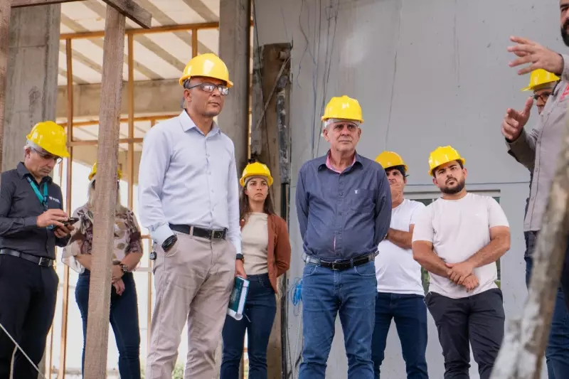 Prefeito de Buritis visita obra de ampliação da Sicoob Amazônia
