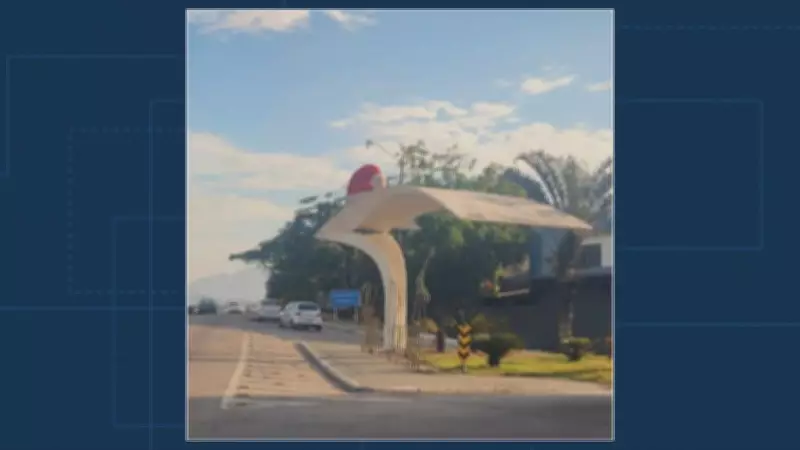 Prefeitura de Duque de Caxias derruba monumento de Oscar Niemeyer para instalar torre de segurança