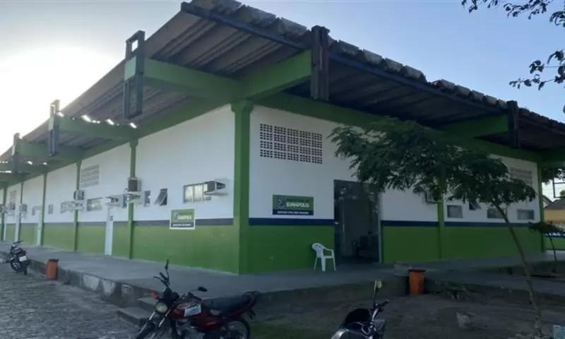 Prefeitura de Eunápolis abre processo seletivo com 188 vagas temporárias na Educação