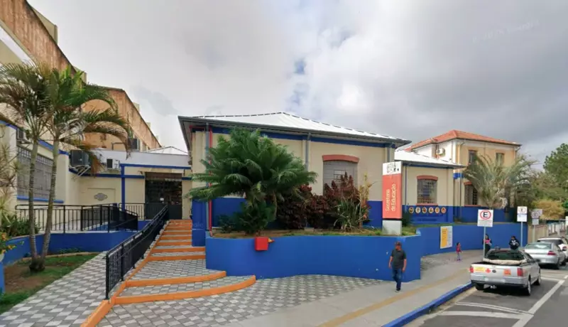 Prefeitura de Jacareí abre processo seletivo para professores e agentes escolares