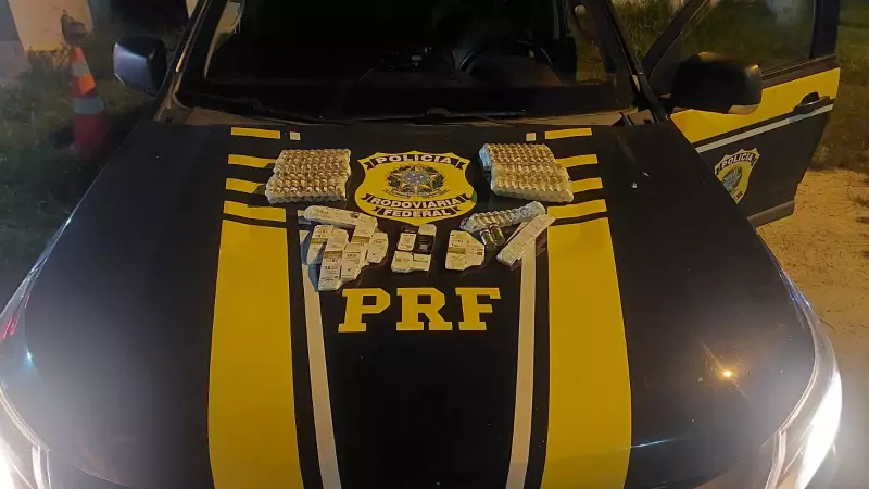 PRF apreende 252 frascos de medicamentos para emagrecimento e anabolizantes em Itaperuna