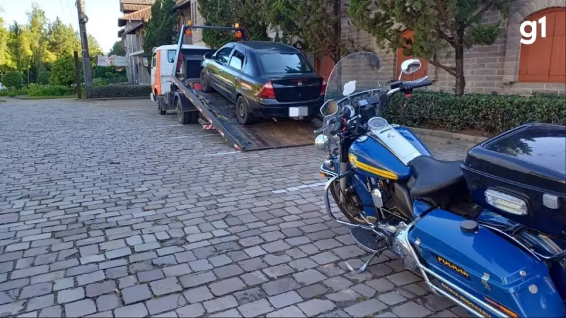 PRF apreende carro com 225 multas e débito de R$ 108 mil na BR-470, no RS
