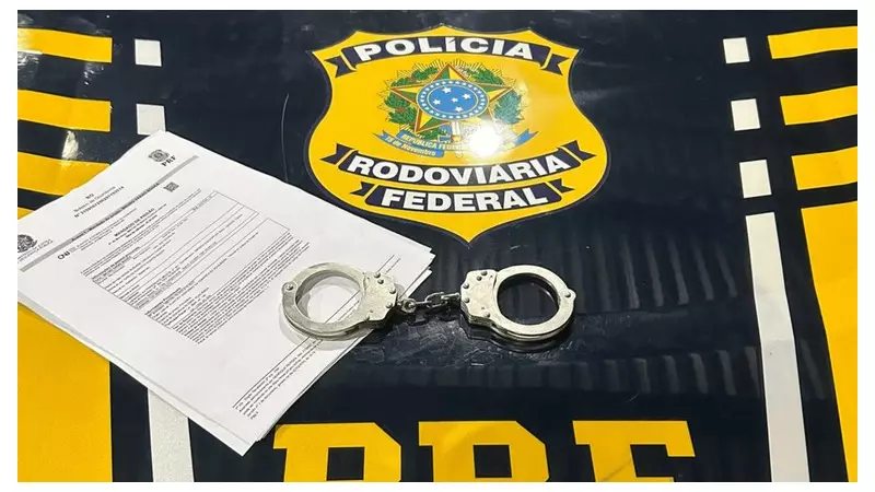 PRF prende foragido por homicídio em abordagem na BR-135 no Maranhão