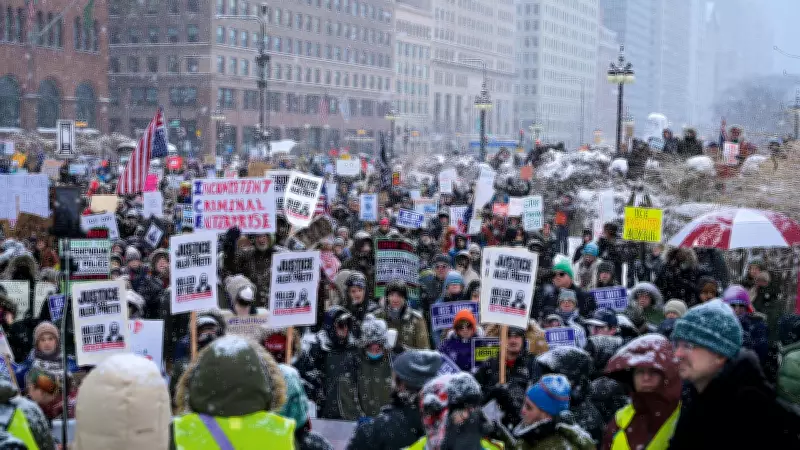 Protestos contra ICE nos EUA: medo e deportações marcam vida de imigrantes