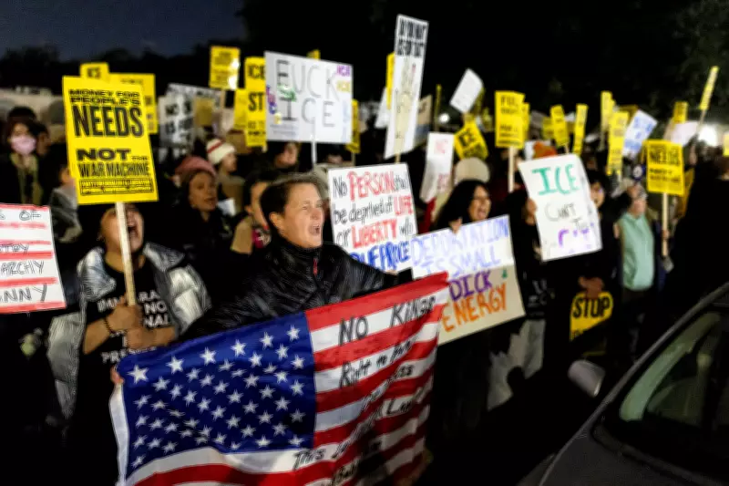 Protestos contra o ICE tomam os EUA: mais de 300 atos em todos os estados