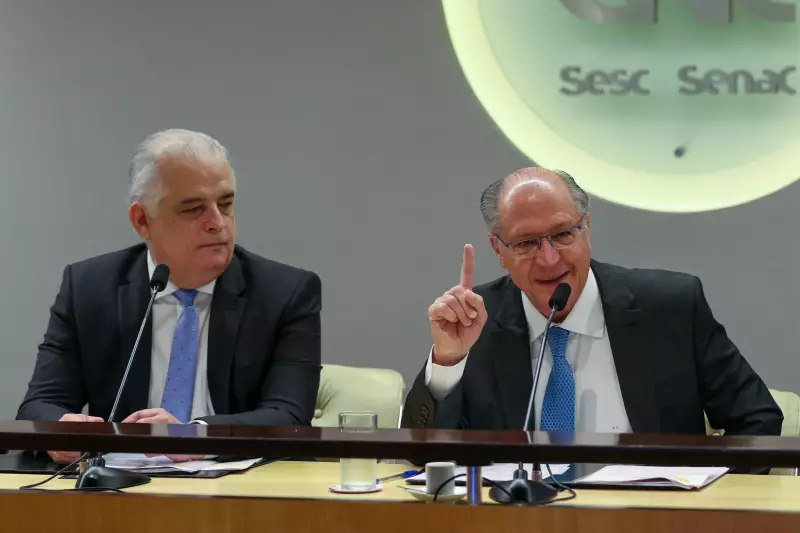 PSB inicia pré-campanha em SP com Alckmin para fortalecer Márcio França