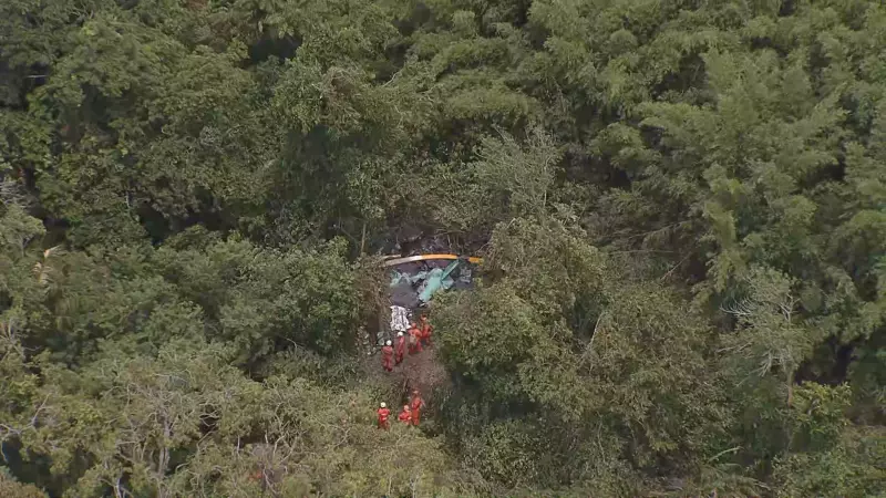 Queda de helicóptero em Guaratiba mata três pessoas, incluindo militares