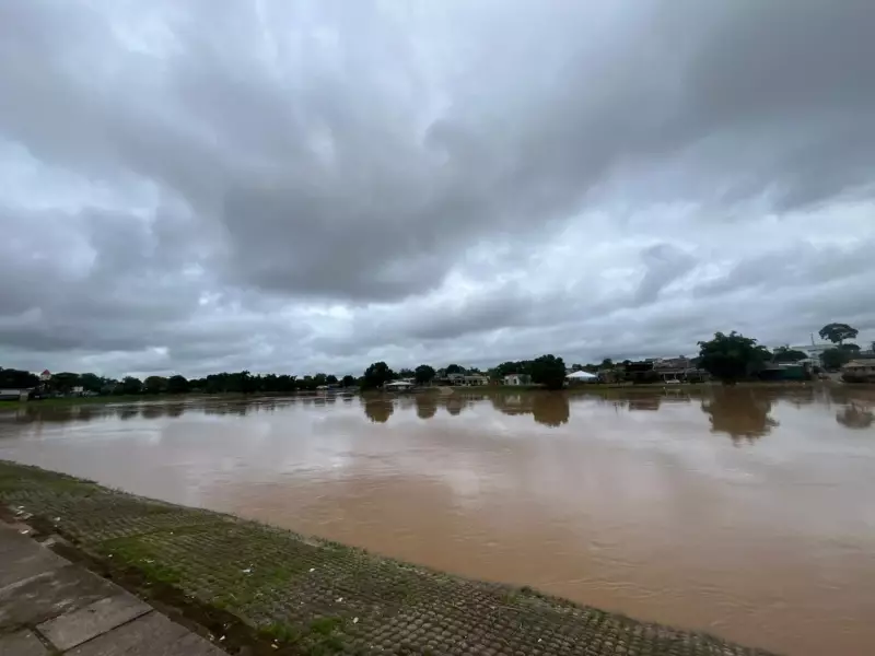Rio Acre apresenta vazante em Rio Branco, mas cheia ainda afeta mais de 2 mil pessoas