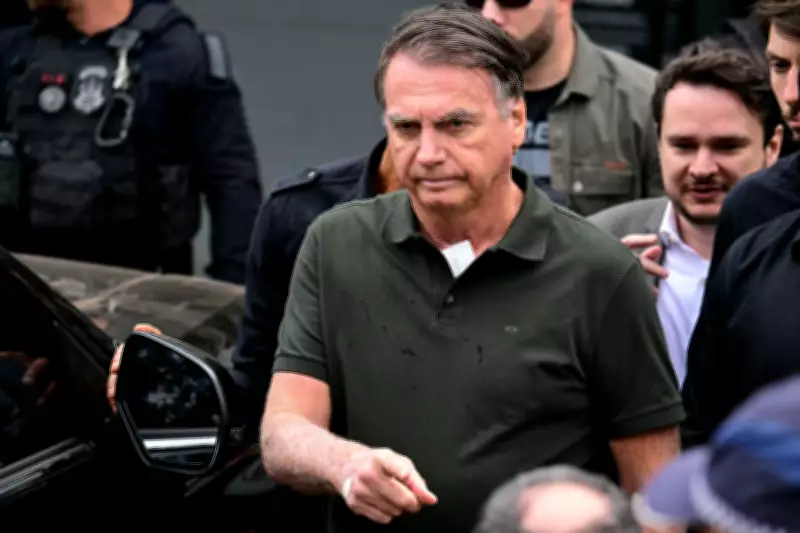 Rotina médica de Bolsonaro na prisão: Moraes detalha sessões de fisioterapia e caminhadas