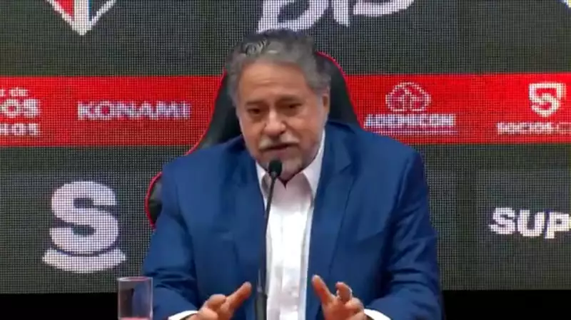 São Paulo decide impeachment de Casares após suspeitas de desvios de R$ 11 milhões