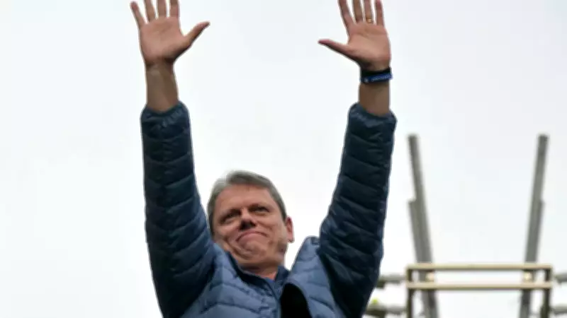 Tarcísio defende Kassab e nega submissão a Bolsonaro em São Paulo