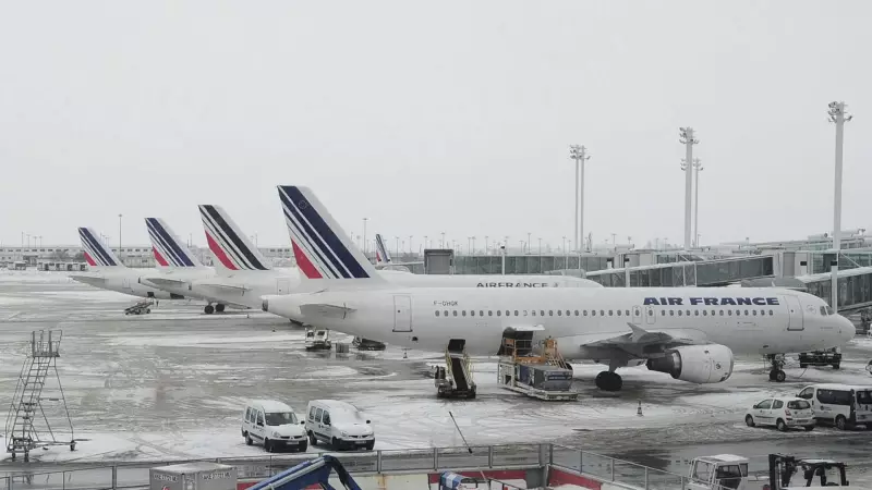 Tempestade de inverno nos EUA cancela 9 mil voos e afeta 200 milhões