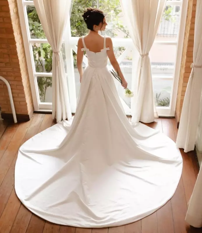 Tendências para 2026: Noivas apostam em cores inusitadas e caudas removíveis