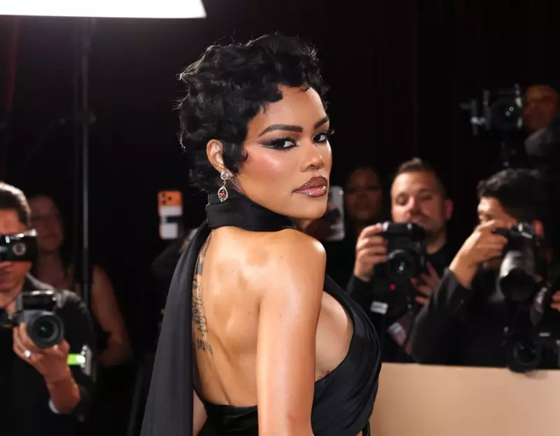 Teyana Taylor brilha no Globo de Ouro 2026 com vitória e look ousado