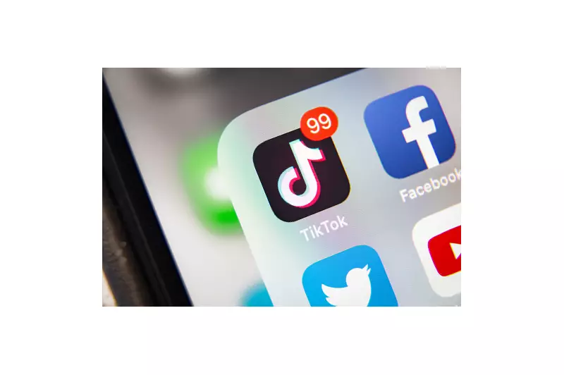 TikTok e Snapchat fecham acordos em processo histórico sobre vício digital e saúde mental de jovens