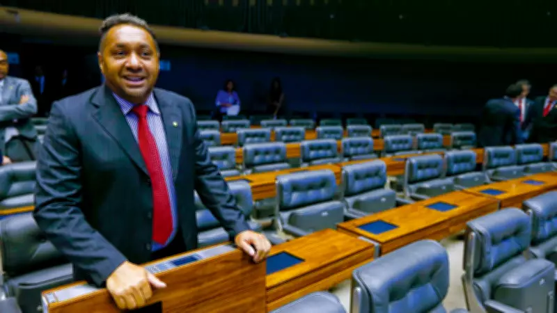 Tiririca busca 5º mandato com mudança para o Ceará e troca de partido