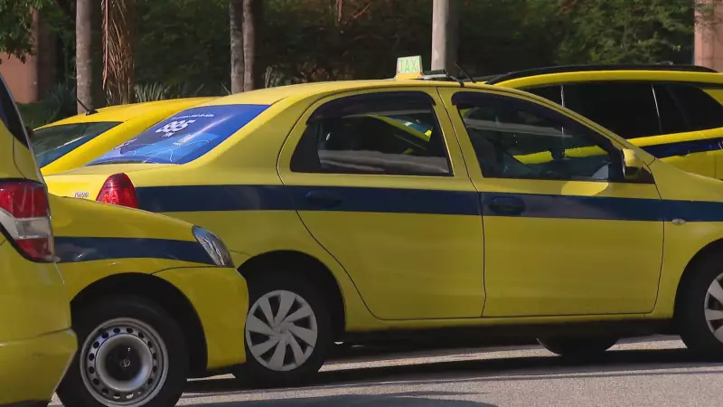 TJRJ suspende lei que liberava táxis com mais de 10 anos no Rio de Janeiro