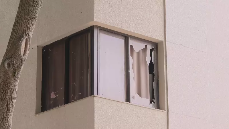 Torre Palace, primeiro hotel de luxo de Brasília, é implodido em operação histórica