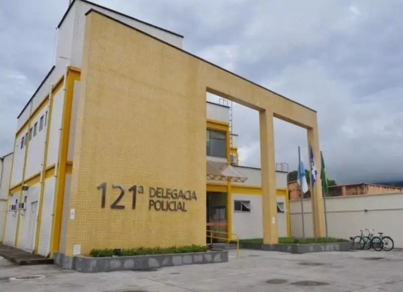 Triplo homicídio com vítimas amarradas e amordaçadas choca área rural de Casimiro de Abreu