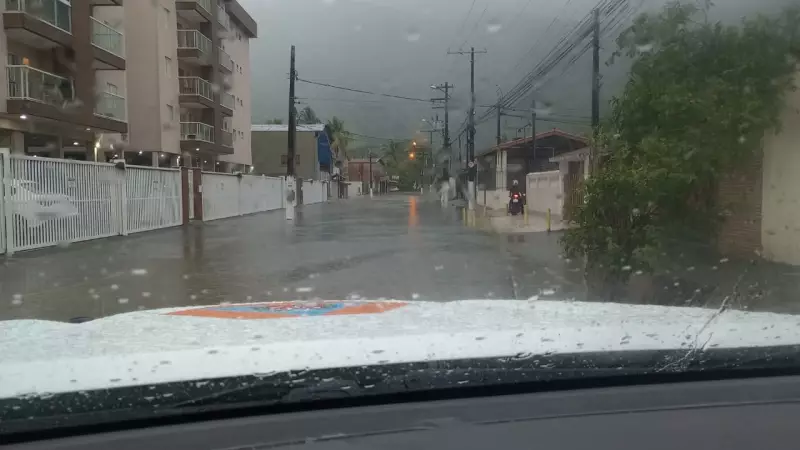 Ubatuba tem alagamentos após 141 mm de chuva; maior volume do estado