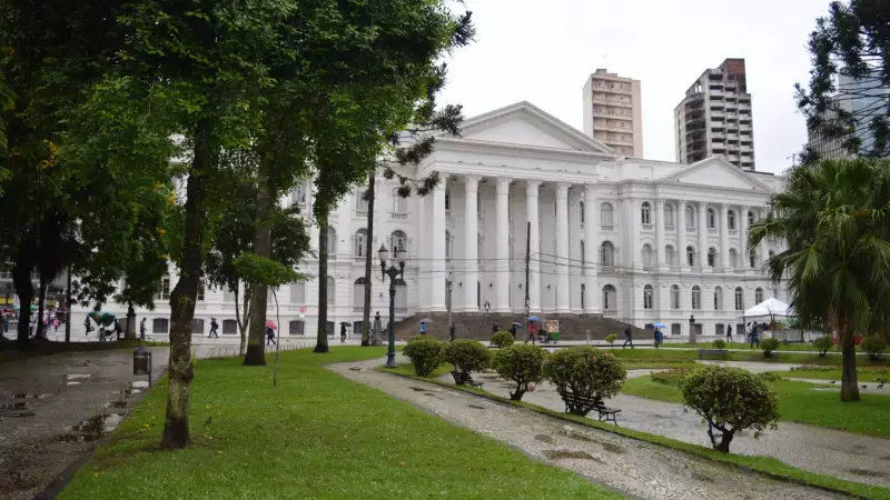 UFPR abre 852 vagas via Enem 2026: inscrições até 19 de janeiro