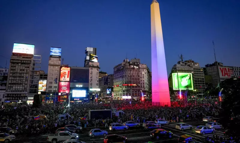 Venezuelanos no exterior reagem à captura de Maduro por EUA: protestos e celebrações