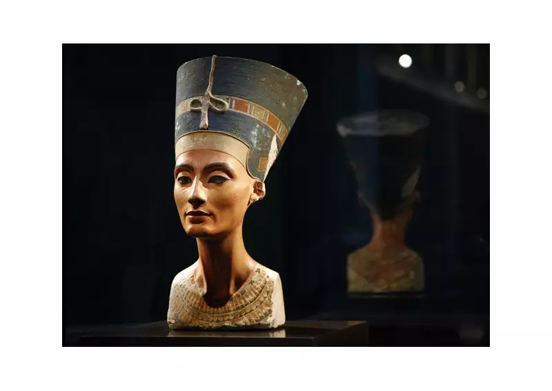 Zahi Hawass afirma estar próximo de localizar tumba de Nefertiti no Vale dos Reis