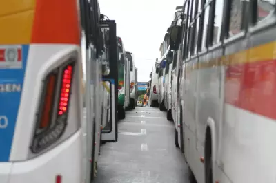Aumento de 4,46% na passagem de ônibus do Grande Recife gera protesto e ocupação