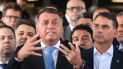 Clã Bolsonaro intensifica ataques ao STF e mira protagonismo em 2026