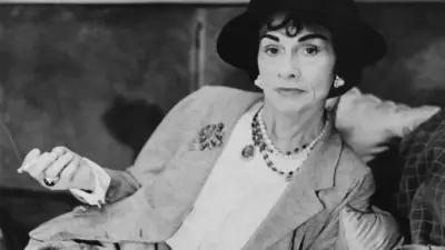 Coco Chanel: A icônica designer de moda e seu controverso passado na Segunda Guerra