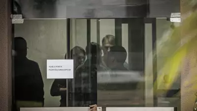 Defesa de Bolsonaro pede prisão domiciliar após cirurgia e alerta para saúde