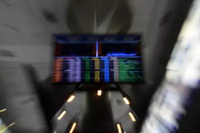 Ibovespa cai 0,36% com taxação chinesa à carne e queda do petróleo