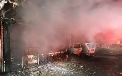 Incêndio consome loja de celulares em Marília; veículo do dono é destruído