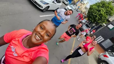 Influenciadora corre 5 km por semana para quimioterapia e alerta sobre câncer