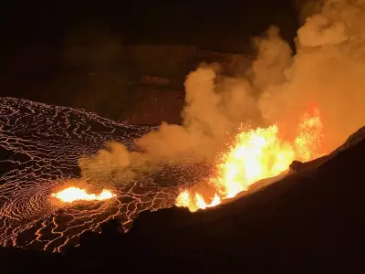 Kilauea volta à atividade com colunas de lava de 400 metros no Havaí